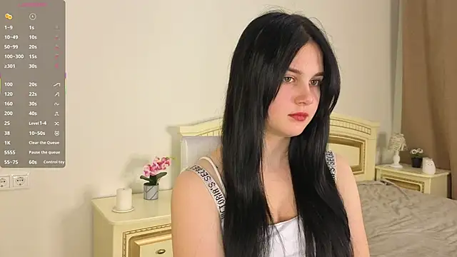 EnricaElis online show from 10-26-25, 08:53