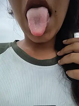HOTSEXY KAVYA online show from 08-05-26, 03:33