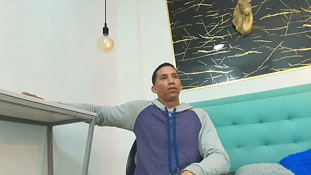 Jeanpaul47 online show from 09-25-25, 04:07