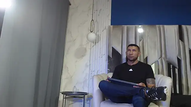 Morganandmegan online show from 09-25-25, 11:05