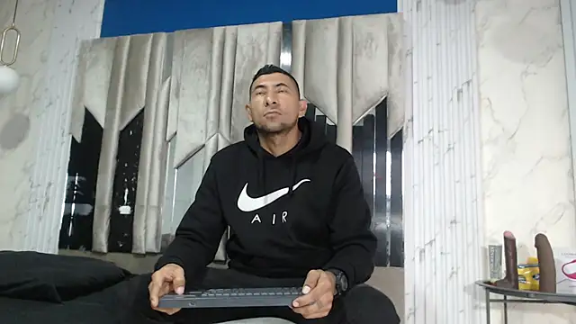 Morganandmegan online show from 11-15-25, 11:25