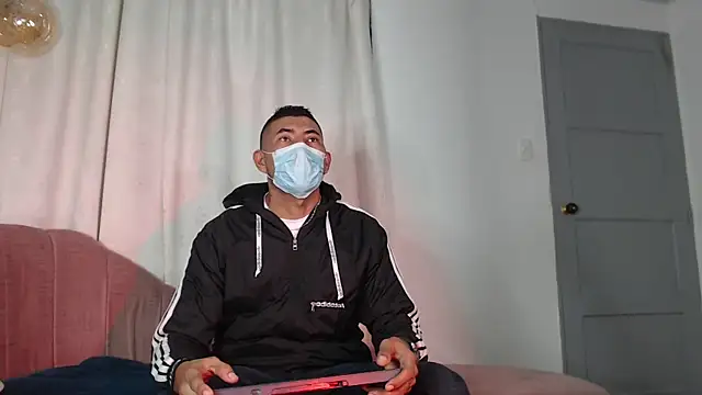 Morganandmegan online show from 09-10-25, 11:09