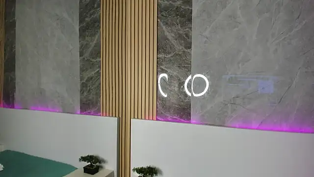 IsisNoir online show from 09-21-25, 07:08