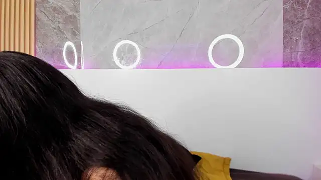 IsisNoir online show from 09-25-25, 06:58