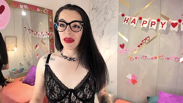 IsisNoir online show from 02-17-26, 12:35