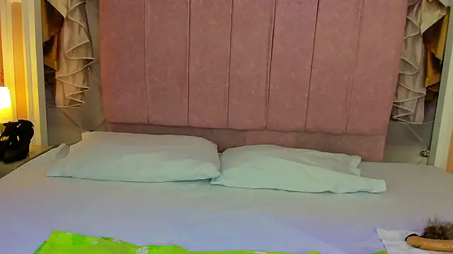 mishell lovely online show from 02-12-26, 01:44