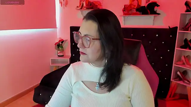 Snapshot of D_Martii chatting on 10-05-25, 12:18 D Martii online show from 10-05-25, 12:18