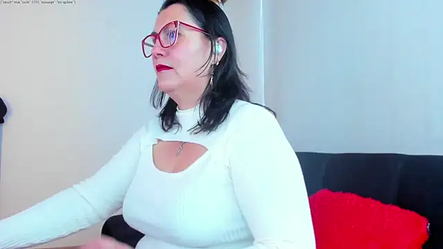 Snapshot of D_Martii chatting on 10-18-25, 01:35 D Martii online show from 10-18-25, 01:35