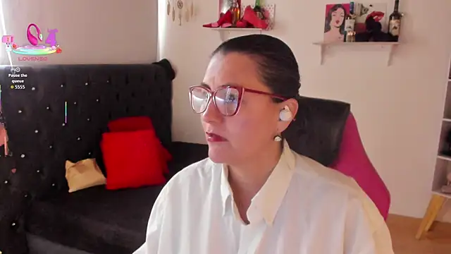 Snapshot of D_Martii chatting on 09-22-25, 01:28 D Martii online show from 09-22-25, 01:28