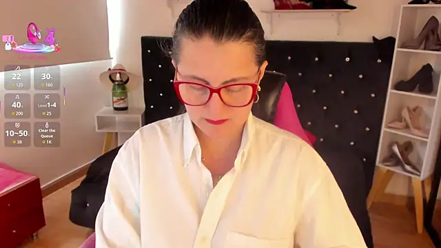 Snapshot of D_Martii chatting on 09-29-25, 01:28 D Martii online show from 09-29-25, 01:28
