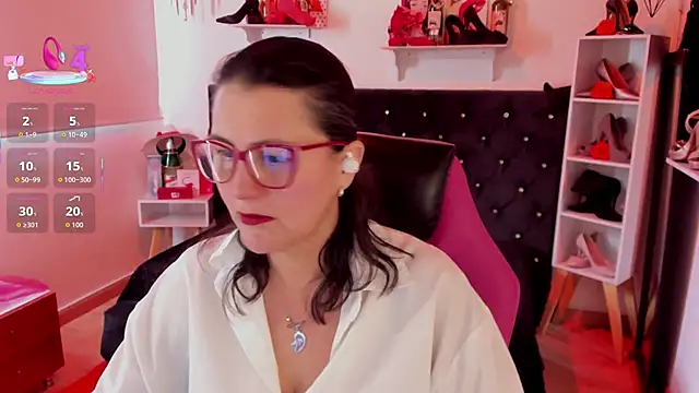Snapshot of D_Martii chatting on 09-26-25, 01:51 D Martii online show from 09-26-25, 01:51