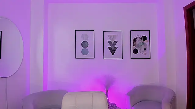 Beverly johnson online show from 11-28-25, 03:50