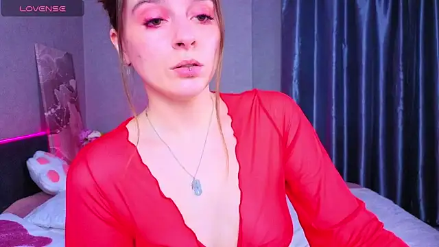 LilyIrons online show from 05-03-26, 04:43