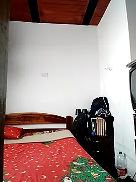 Snapshot of Katyuskka_love chatting on 11-29-25, 03:56 Katyuskka love online show from 11-29-25, 03:56