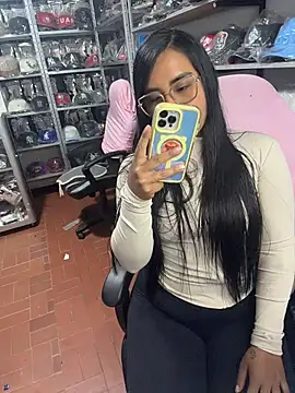 GiaDuque online show from 02-25-26, 12:49