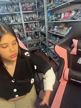 GiaDuque online show from 02-28-26, 09:31