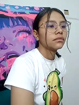 SofieLove 01 online show from 12-15-25, 08:53