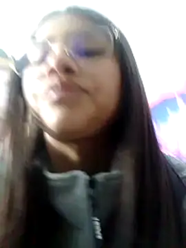 SofieLove 01 online show from 12-14-25, 08:42