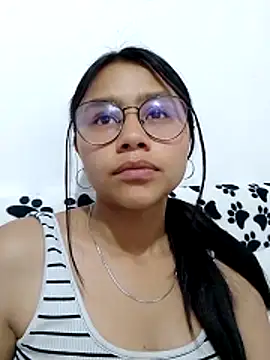 SofieLove 01 online show from 04-05-26, 08:37