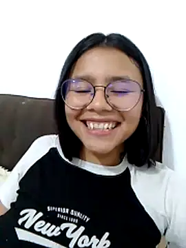 SofieLove 01 online show from 03-24-26, 06:41