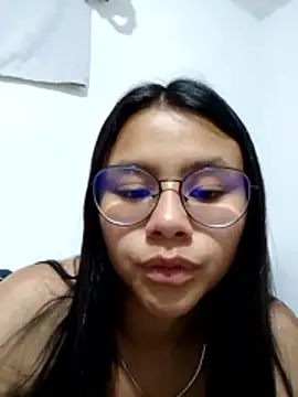 SofieLove 01 online show from 04-04-26, 06:53