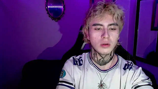 DanteObscuro online show from 11-16-25, 02:38