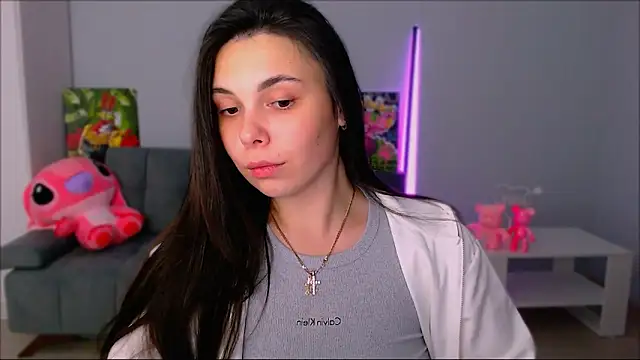 queenofthesense  online show from 10-28-25, 04:50