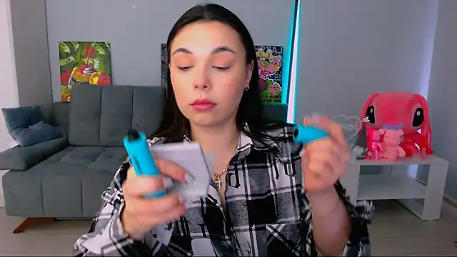 queenofthesense  online show from 02-15-26, 06:58