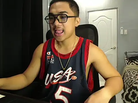 pinoyAdrianneXXX online show from 10-12-25, 02:13