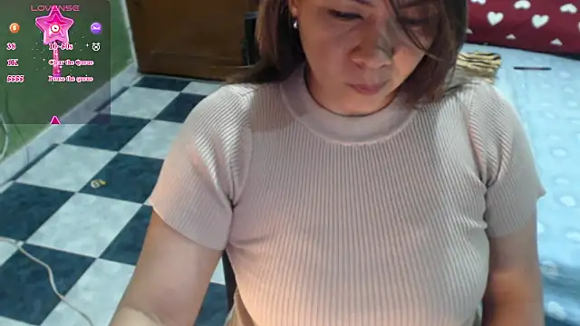 hiilarybrown online show from 03-15-26, 01:34