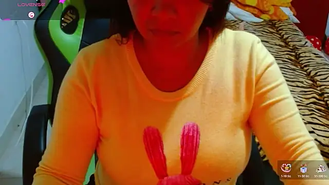 hiilarybrown online show from 11-06-25, 03:32