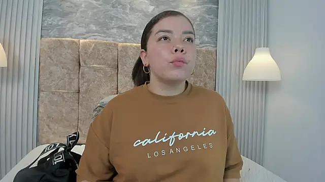 leilapons online show from 09-14-25, 05:24