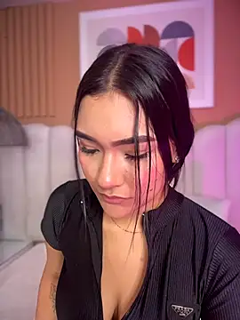 noa moon online show from 01-18-26, 02:37