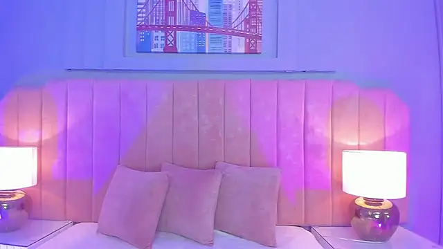 noa moon online show from 10-24-25, 11:42