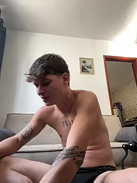 Snapshot of 420BrancoSp chatting on 09-27-25, 07:42 420BrancoSp online show from 09-27-25, 07:42