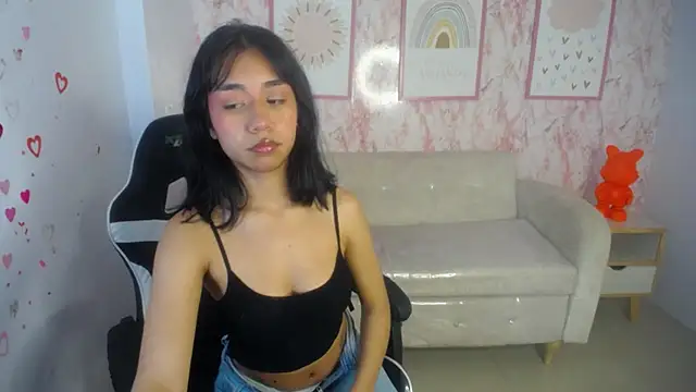 Snapshot of cristal11_ch chatting on 09-19-25, 10:47 cristal11 ch online show from 09-19-25, 10:47