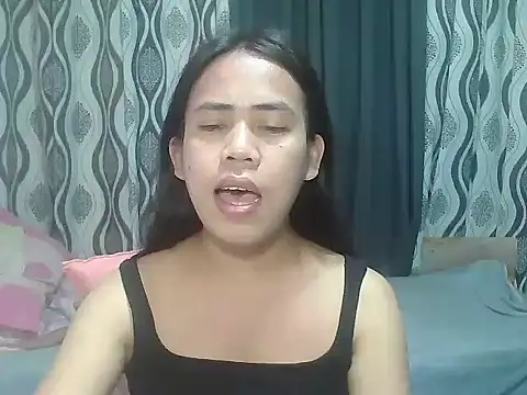 Snapshot of exoticpinay_dolly chatting on 05-31-26, 01:00 exoticpinay dolly online show from 05-31-26, 01:00