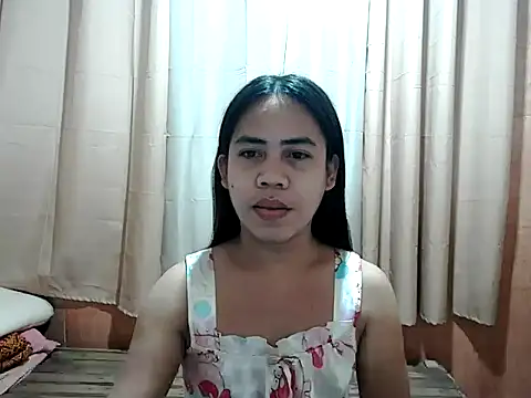 Snapshot of exoticpinay_dolly chatting on 10-06-25, 10:54 exoticpinay dolly online show from 10-06-25, 10:54