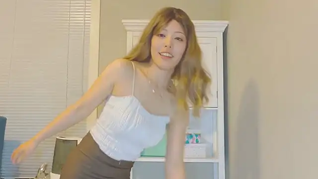 Nana with online show from 11-14-25, 02:15