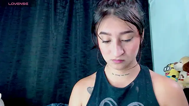 EVAH LEE  online show from 04-16-26, 02:01