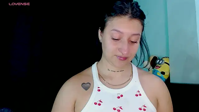 Snapshot of EVAH_LEE_ chatting on 06-30-26, 03:17 EVAH LEE online show from 06-30-26, 03:17