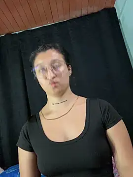 EVAH LEE  online show from 03-26-26, 03:27