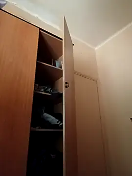 alexpo27 online show from 10-19-25, 09:01