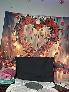 PeachyAriel online show from 05-17-26, 03:06