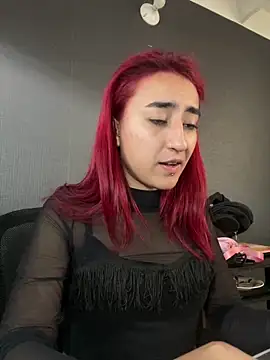 JuliethaDemon  online show from 02-10-26, 01:54