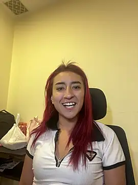 JuliethaDemon  online show from 03-18-26, 01:46