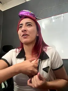 JuliethaDemon  online show from 01-09-26, 01:51