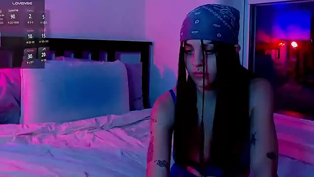 VanessaVipera online show from 10-11-25, 12:00