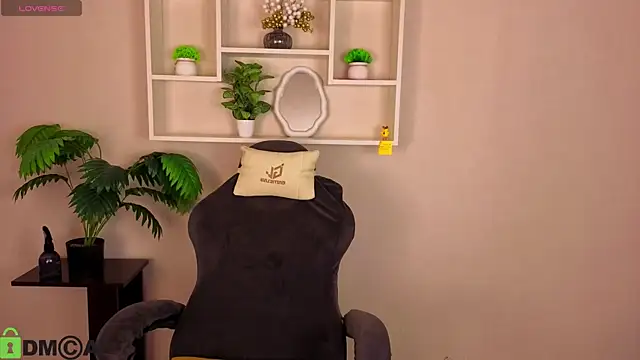 Miche1le Allenne online show from 04-21-26, 01:42