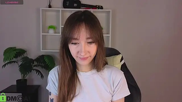 Miche1le Allenne online show from 04-15-26, 01:11